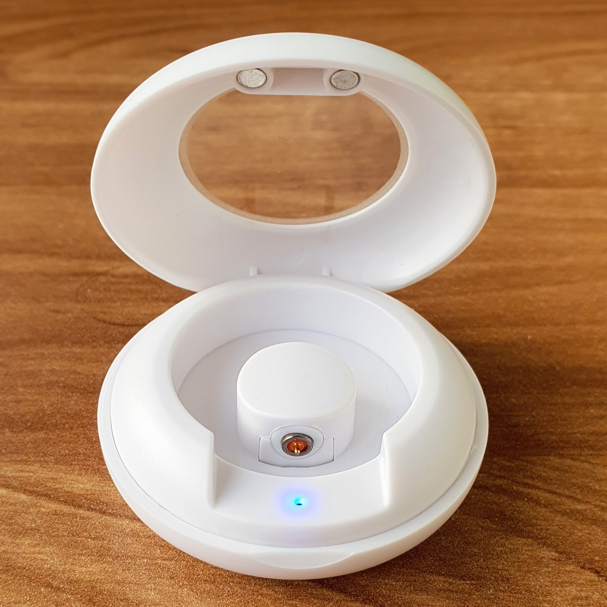 Smart-Ring-nabijecka-otevrena-bez-prstenu-2048x2048.jpg
